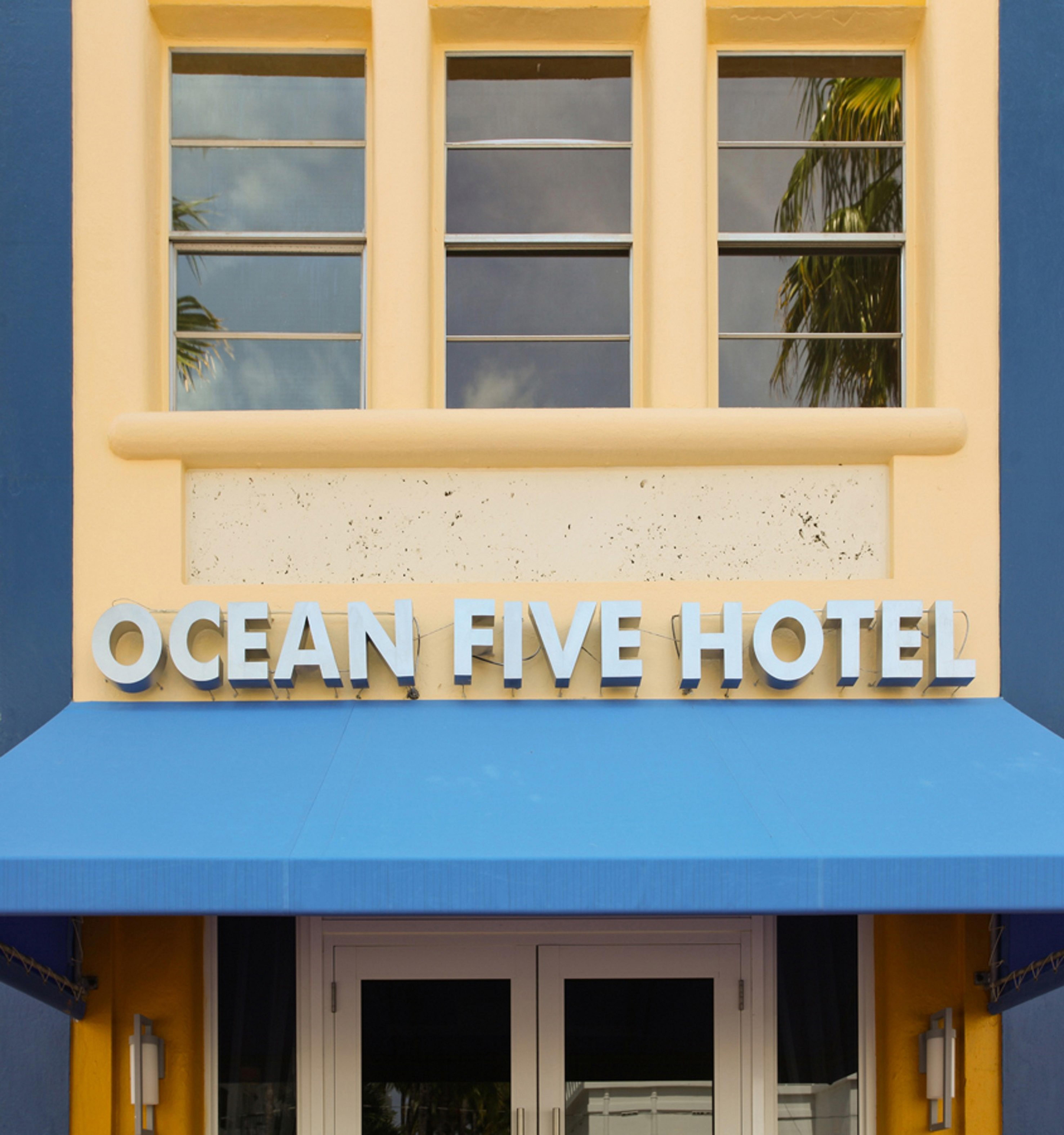 Ocean Five Hotel — Photos 1